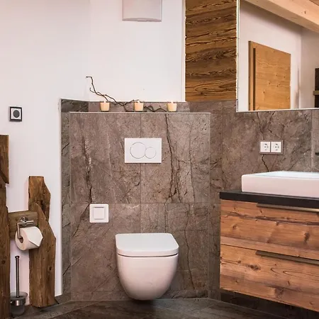 Blockhausen Luxus Oberschwarzenberg