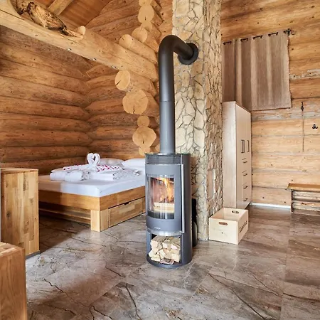 Blockhausen Luxus Chalet Oberschwarzenberg