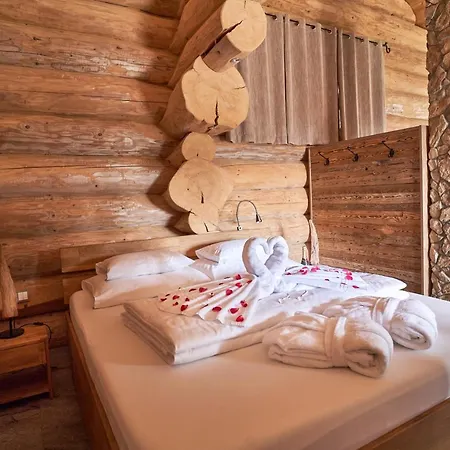Blockhausen Luxus Chalet *