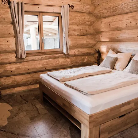 Blockhausen Luxus Chalet *