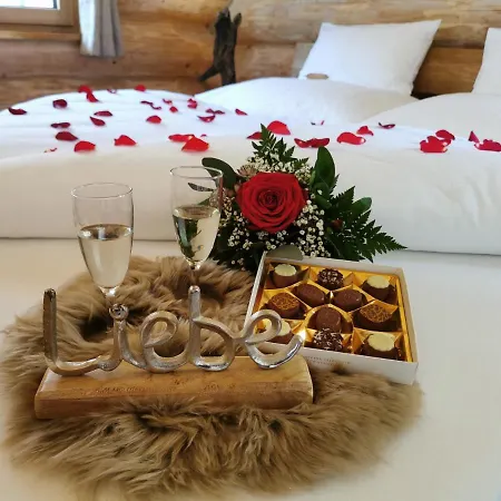 Blockhausen Luxus Chalet Oberschwarzenberg